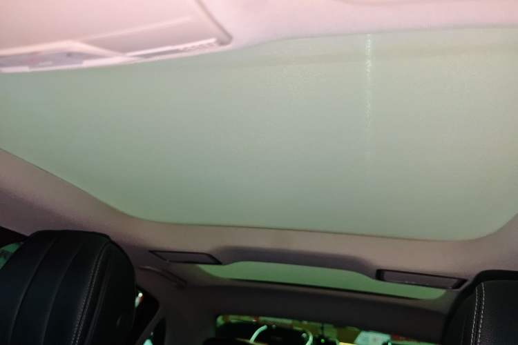 Used Mercedes-Benz E-Class 2018 E 300 L Sporty and Stylish Model Headliner