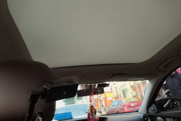 Used Mercedes-Benz E-Class 2018 E 200 L Sport Edition Headliner