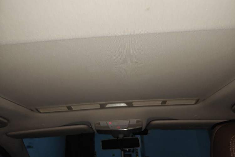 Used Mercedes-Benz E-Class 2018 Facelift E 200 L Headliner