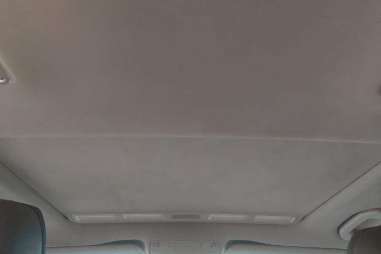 Used Mercedes-Benz E-Class 2018 E 200 L Sport Edition Headliner