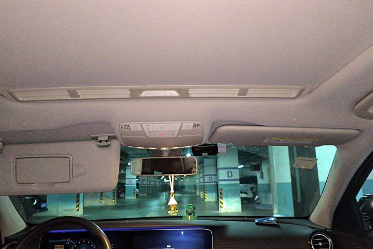 Used Mercedes-Benz E-Class 2018 Facelift E 200 L Headliner