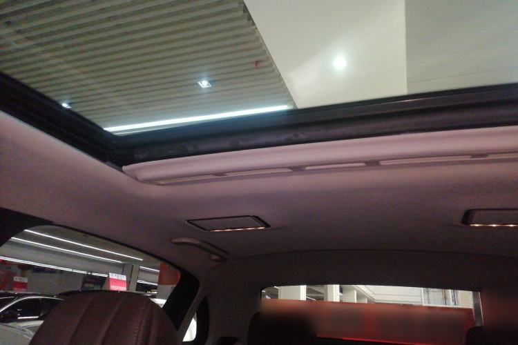 Used Mercedes-Benz E-Class 2018 Facelift E 200 L Sport 4MATIC Headliner