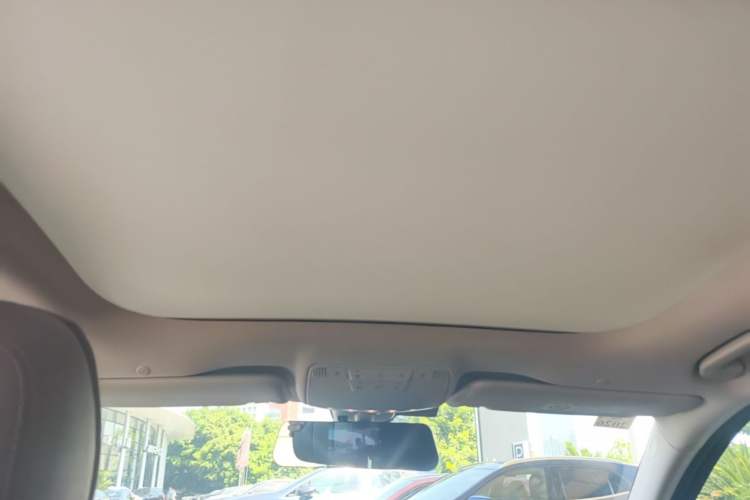 Used Mercedes-Benz E-Class 2018 Restyled E 300 L Sport Luxury Edition Headliner
