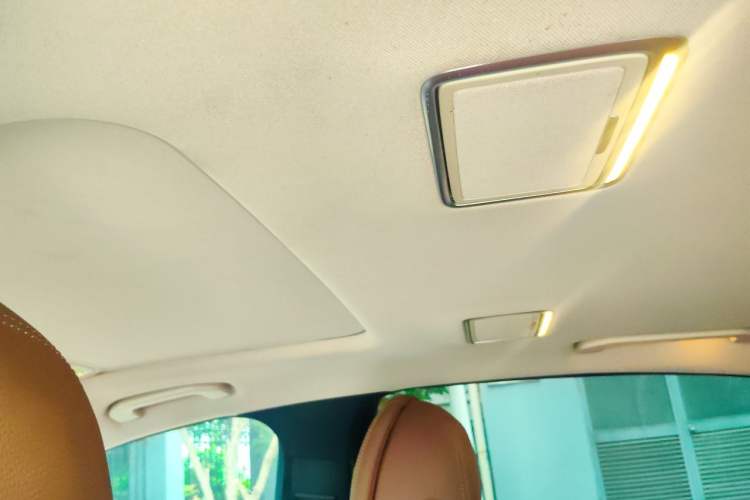 Used Mercedes-Benz E-Class 2018 Facelift E 200 L Sport Edition Headliner