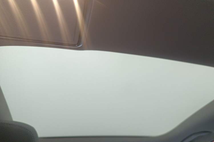 Used Mercedes-Benz E-Class 2018 E 200 L Sport Edition Headliner