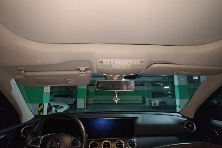 Used Mercedes-Benz E-Class 2018 E 200 L Sport Edition Headliner