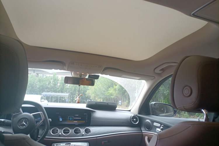 Used Mercedes-Benz E-Class 2018 Facelift E 200 L Sport 4MATIC Headliner