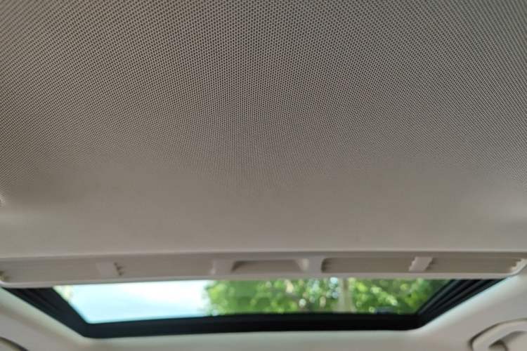 Used Mercedes-Benz E-Class 2018 Facelift E 200 L Headliner