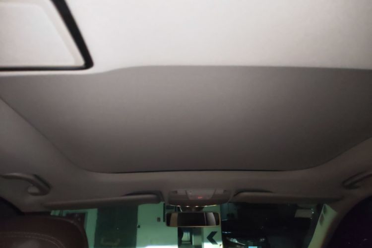 Used Mercedes-Benz E-Class 2018 Facelift E 200 L Headliner