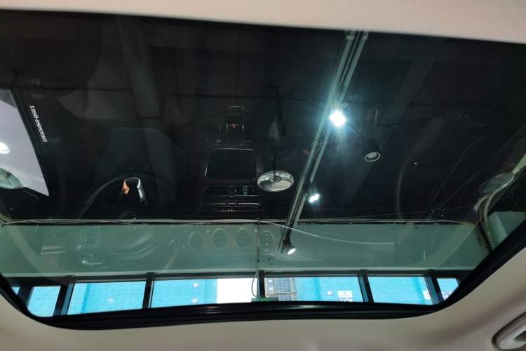 Used Mercedes-Benz E-Class 2018 E 300 L Stylish Model Headliner