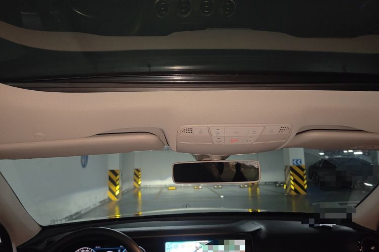 Used Mercedes-Benz E-Class 2018 E 300 L Stylish Model Headliner