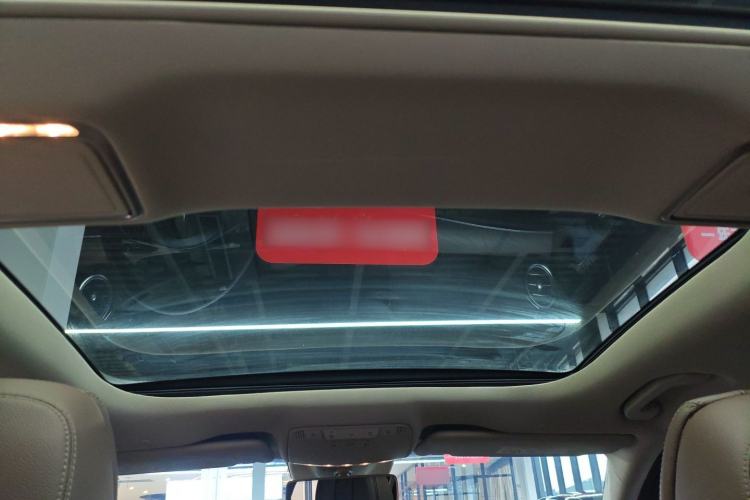 Used Mercedes-Benz E-Class 2018 Facelift E 300 L Luxury Edition Headliner
