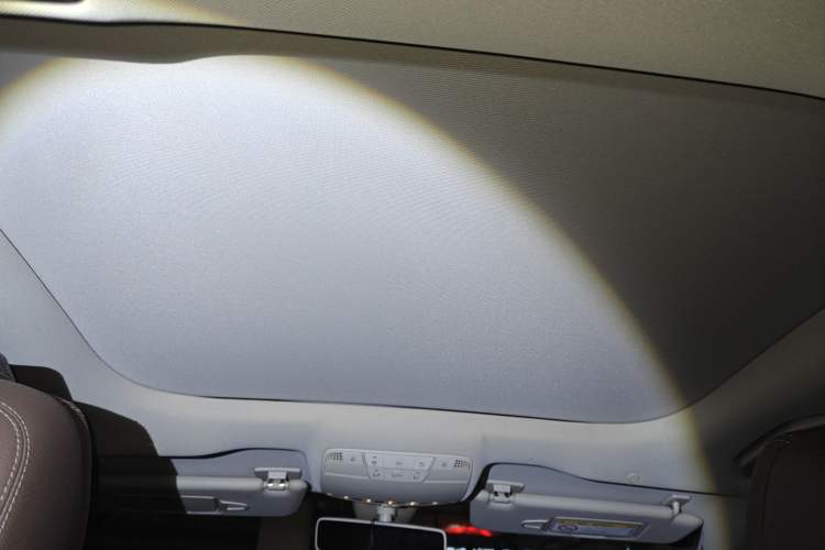 Used Mercedes-Benz E-Class 2018 E 300 L Luxury Model Headliner