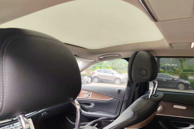 Used Mercedes-Benz E-Class 2018 E 300 L Luxury Model Headliner
