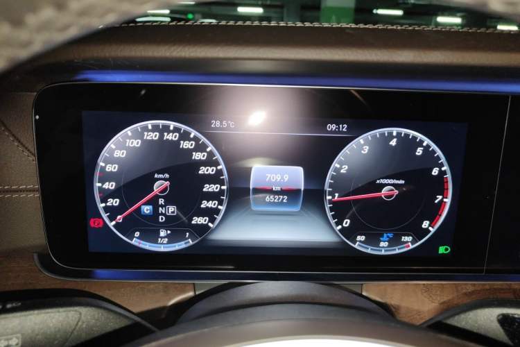 Used Mercedes-Benz E-Class 2018 E 200 L Instrument Cluster