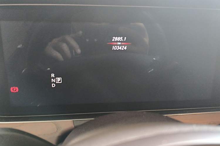 Used Mercedes-Benz E-Class 2018 Facelift E 200 L Instrument Cluster