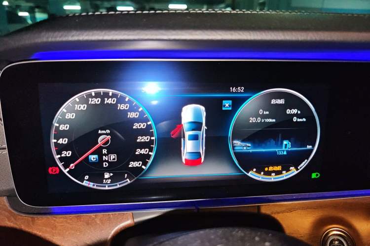 Used Mercedes-Benz E-Class 2018 E 300 L Stylish Model Instrument Cluster