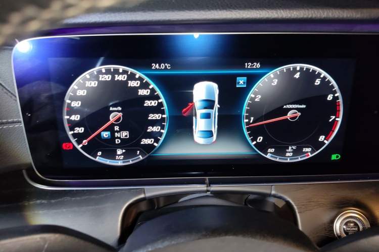 Used Mercedes-Benz E-Class 2018 Restyled E 300 L Sport Luxury Edition Instrument Cluster