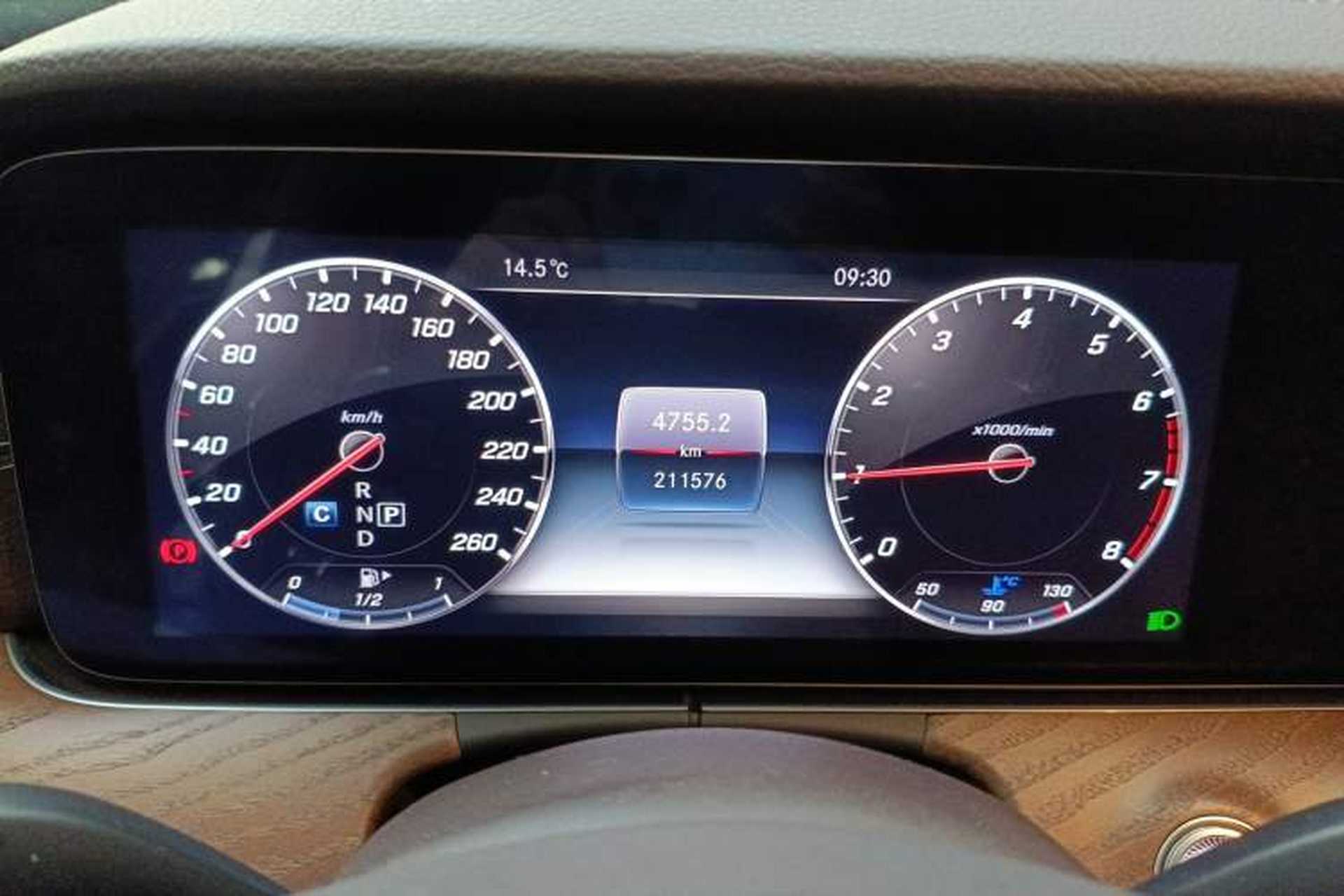 Used Mercedes-Benz E-Class 2018 Facelifted E 300 L Stylish Version Instrument Cluster