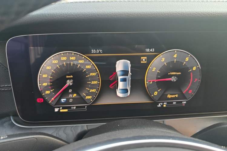 Used Mercedes-Benz E-Class 2018 E 300 L Sporty and Stylish Model Instrument Cluster