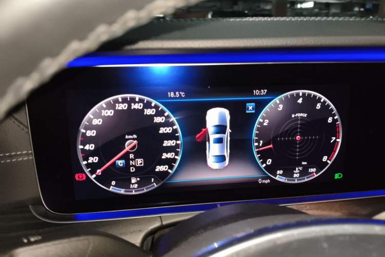 Used Mercedes-Benz E-Class 2018 Restyled E 300 L Sporty and Stylish Edition Instrument Cluster