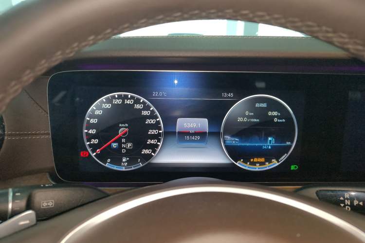 Used Mercedes-Benz E-Class 2018 Facelift E 300 L Luxury Edition Instrument Cluster