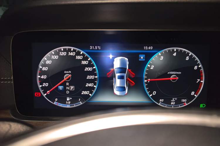 Used Mercedes-Benz E-Class 2018 E 300 L Stylish Model Instrument Cluster