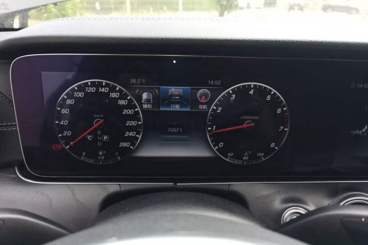 Used Mercedes-Benz E-Class 2018 Restyled E 300 L Sport Luxury Edition Instrument Cluster