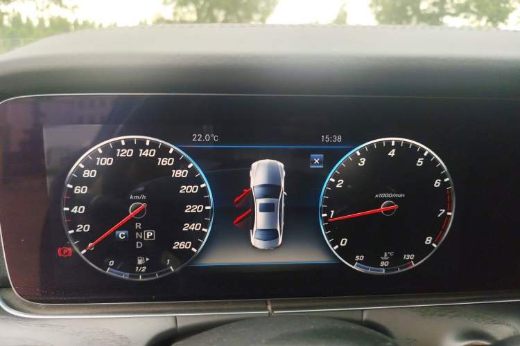 Used Mercedes-Benz E-Class 2018 Restyled E 300 L Sport Luxury Edition Instrument Cluster