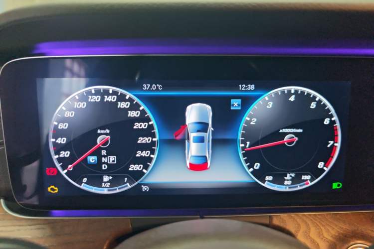 Used Mercedes-Benz E-Class 2018 Facelift E 200 L Instrument Cluster