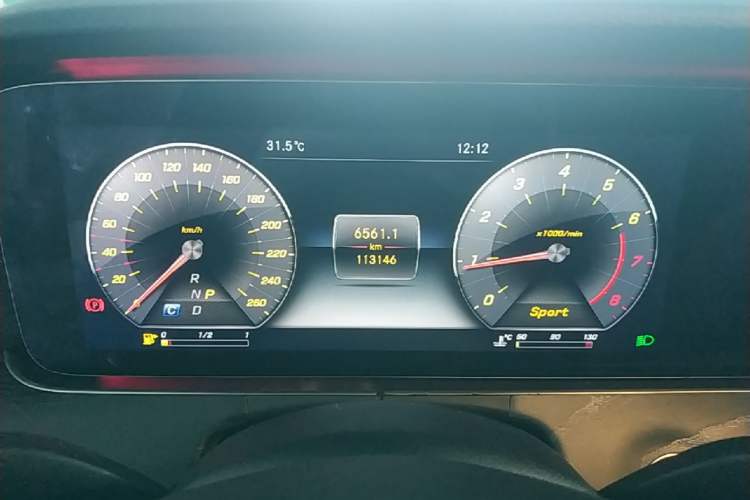 Used Mercedes-Benz E-Class 2018 E 300 L Sport Luxury Edition Instrument Cluster