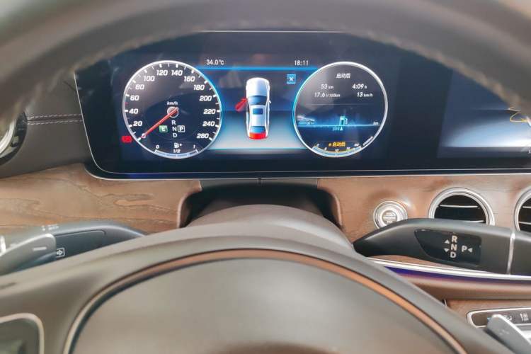 Used Mercedes-Benz E-Class 2018 Facelift E 300 L Luxury Edition Instrument Cluster