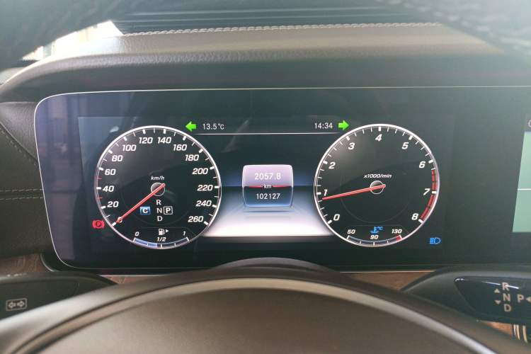 Used Mercedes-Benz E-Class 2018 E 200 L Instrument Cluster