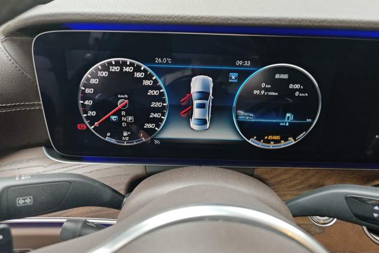 Used Mercedes-Benz E-Class 2018 Facelift E 300 L Luxury Edition Instrument Cluster