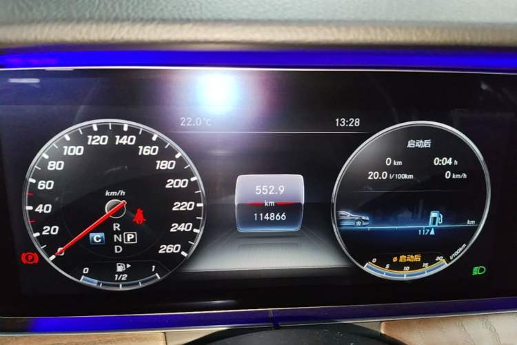 Used Mercedes-Benz E-Class 2018 Facelifted E 300 L Stylish Version Instrument Cluster