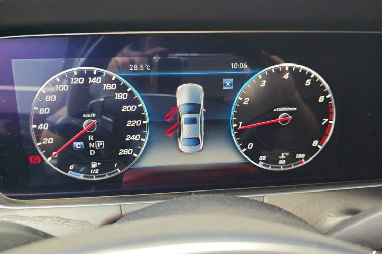 Used Mercedes-Benz E-Class 2018 Restyled E 300 L Sport Luxury Edition Instrument Cluster