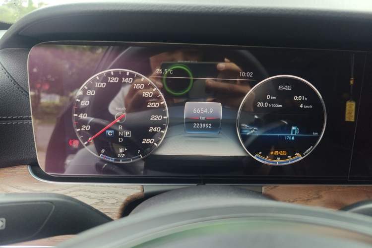 Used Mercedes-Benz E-Class 2018 E 200 L Instrument Cluster