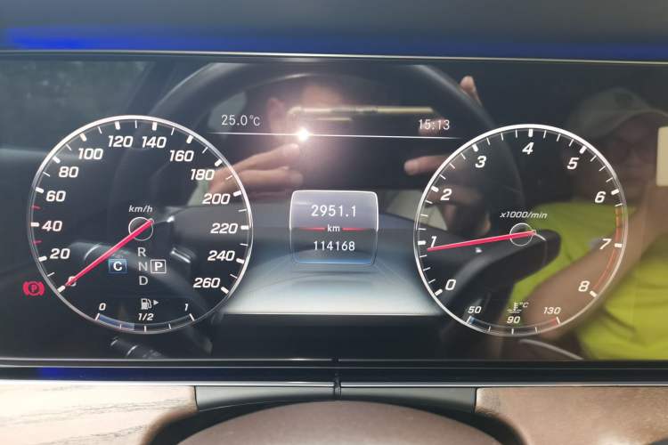Used Mercedes-Benz E-Class 2018 Facelift E 200 L Instrument Cluster