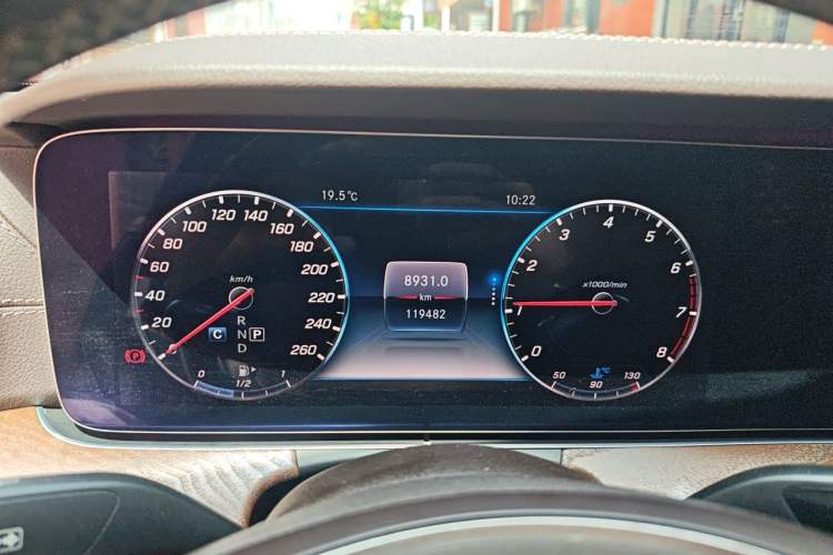 Used Mercedes-Benz E-Class 2018 Facelifted E 300 L Stylish Version Instrument Cluster