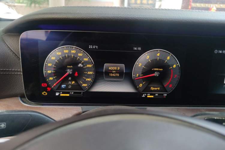Used Mercedes-Benz E-Class 2018 Facelifted E 300 L Stylish Version Instrument Cluster