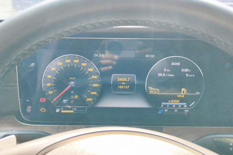 Used Mercedes-Benz E-Class 2018 Facelift E 300 L Luxury Edition Instrument Cluster