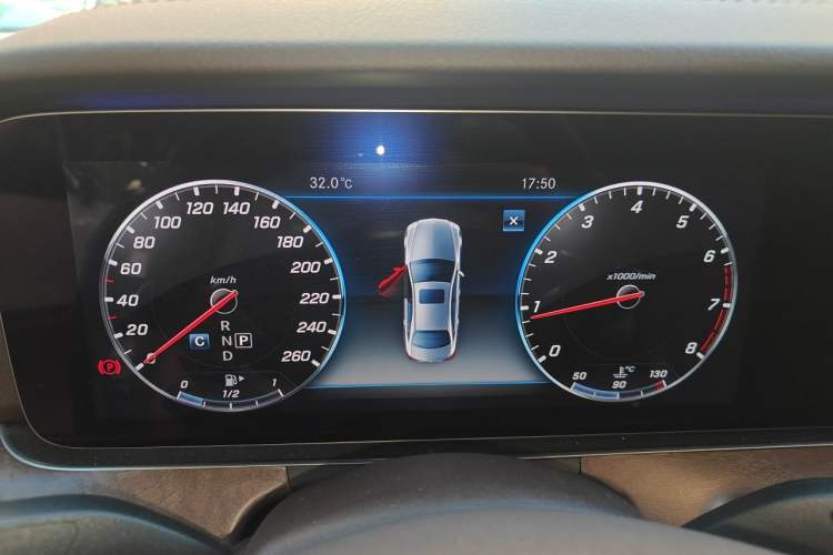 Used Mercedes-Benz E-Class 2018 Facelift E 200 L Instrument Cluster