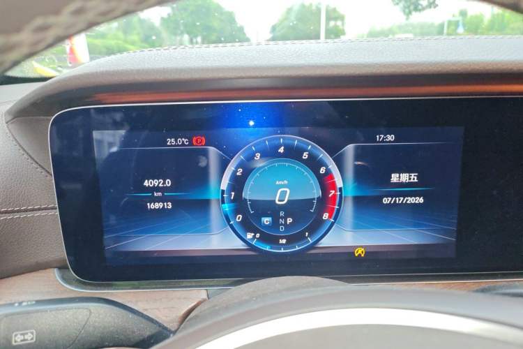 Used Mercedes-Benz E-Class 2018 E 200 L Instrument Cluster