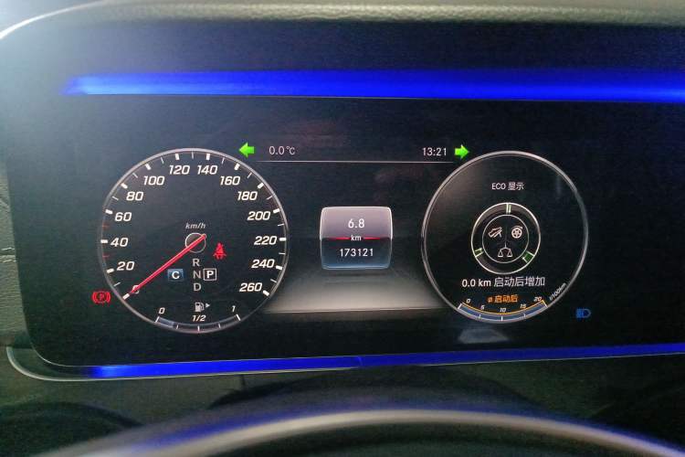 Used Mercedes-Benz E-Class 2018 Restyled E 300 L Sport Luxury Edition Instrument Cluster