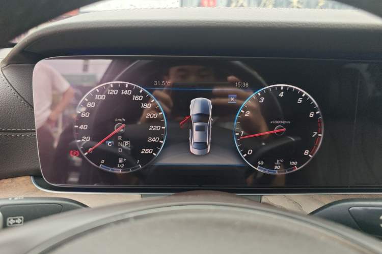 Used Mercedes-Benz E-Class 2018 Facelift E 200 L Instrument Cluster
