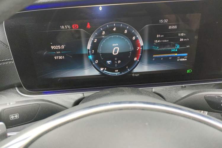 Used Mercedes-Benz E-Class 2018 Restyled E 300 L Sporty and Stylish Edition Instrument Cluster