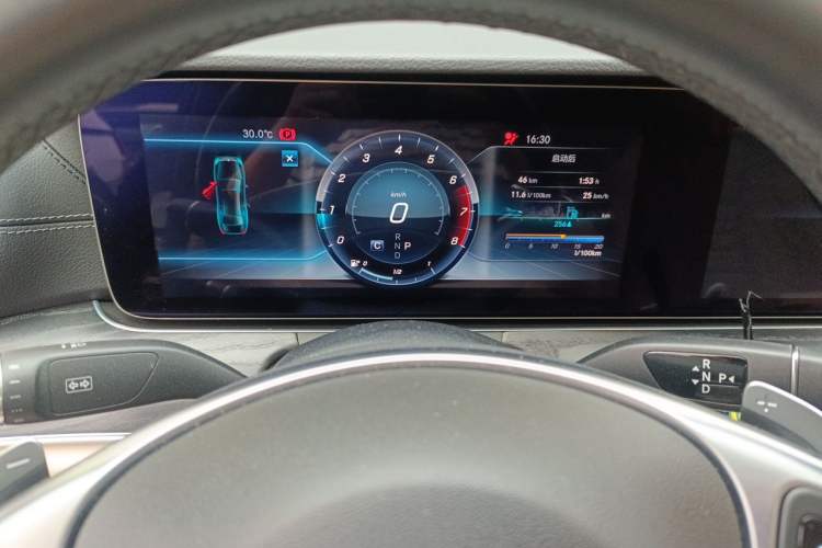 Used Mercedes-Benz E-Class 2018 Restyled E 300 L Sporty and Stylish Edition Instrument Cluster