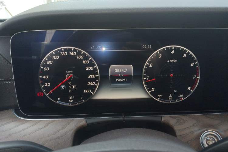 Used Mercedes-Benz E-Class 2018 Facelift E 200 L Instrument Cluster