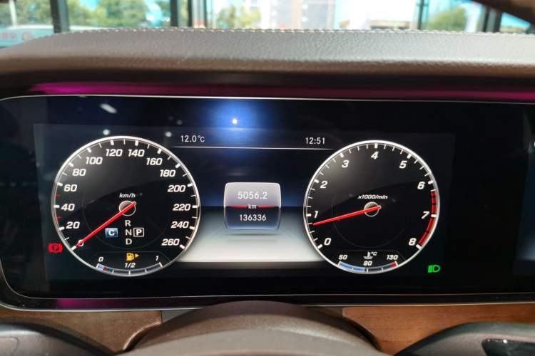 Used Mercedes-Benz E-Class 2018 E 300 L Stylish Model Instrument Cluster
