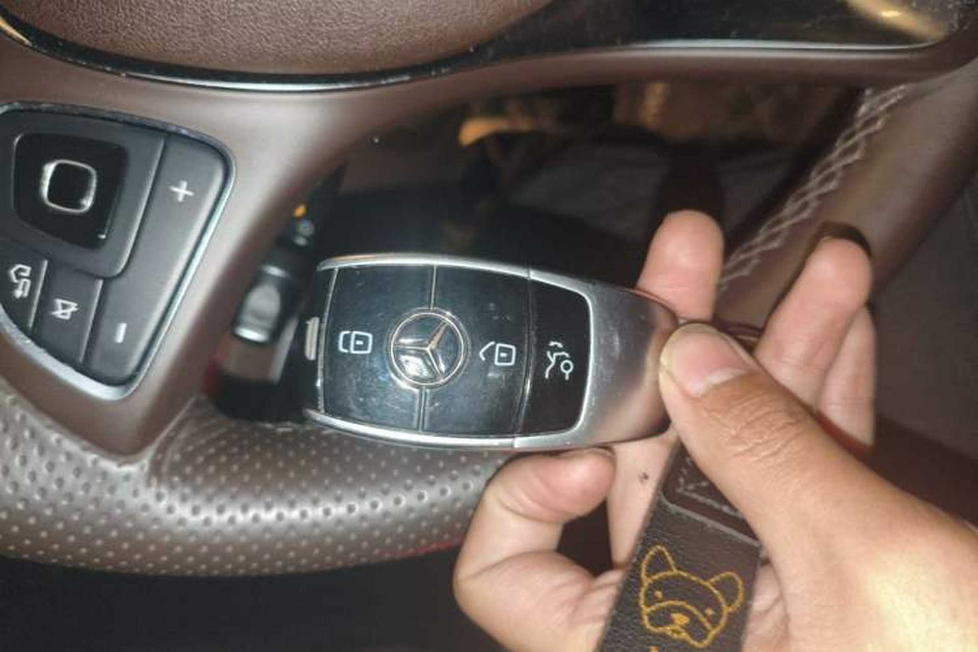Used Mercedes-Benz E-Class 2018 E 300 L Stylish Model Interior 1